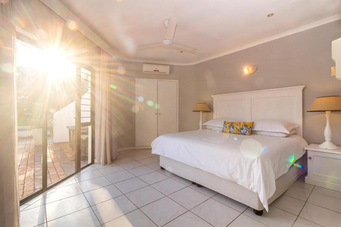 Lalaria Ocean Villa Dolphin Coast Buitenkant foto